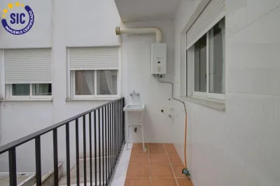 AMPLIO Y LUMINOSO PISO EN ALMENARA 12