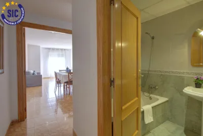 AMPLIO Y LUMINOSO PISO EN ALMENARA 14