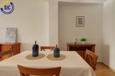 AMPLIO Y LUMINOSO PISO EN ALMENARA 19