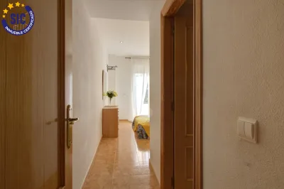 AMPLIO Y LUMINOSO PISO EN ALMENARA 22