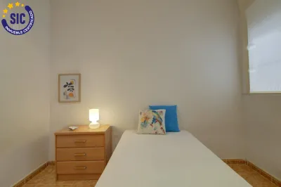 AMPLIO Y LUMINOSO PISO EN ALMENARA 37