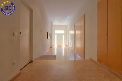 AMPLIO Y LUMINOSO PISO EN ALMENARA 41