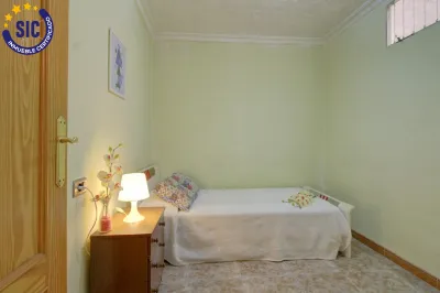 PLANTA BAJA CON PATIO Y MUCHAS POSIBILIDADES 20