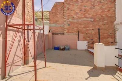 PLANTA BAJA CON PATIO Y MUCHAS POSIBILIDADES 58