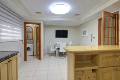 AMPLIO PISO EN EL CENTRO DE VALL DUIXO 11