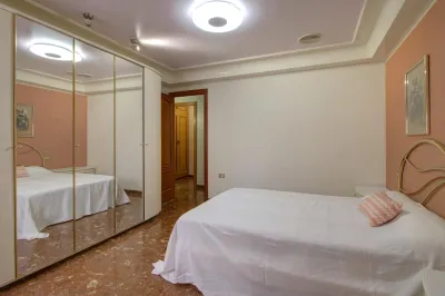 AMPLIO PISO EN EL CENTRO DE VALL DUIXO 31