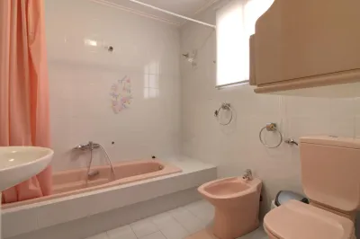 AMPLIO PISO EN EL CENTRO DE VALL DUIXO 34