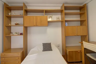 AMPLIO PISO EN EL CENTRO DE VALL DUIXO 5