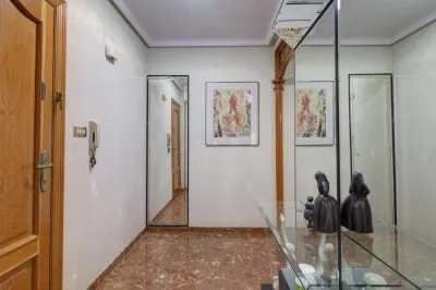 AMPLIO PISO EN EL CENTRO DE VALL DUIXO 7