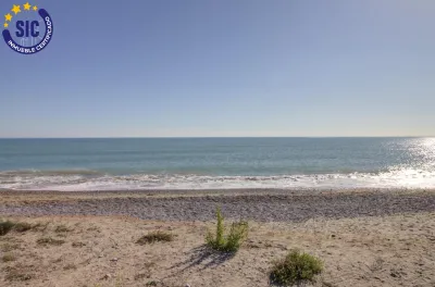 Casa independiente frente al mar 9