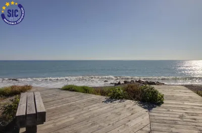 Casa independiente frente al mar 11