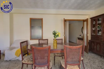 PISO EN NULES CERCA DE LA ESTACIÓN DE TREN 11