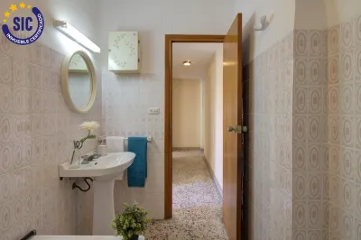 PISO EN NULES CERCA DE LA ESTACIÓN DE TREN 30