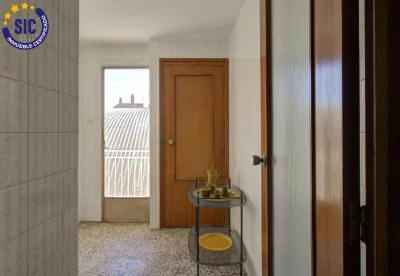 PISO EN NULES CERCA DE LA ESTACIÓN DE TREN 31