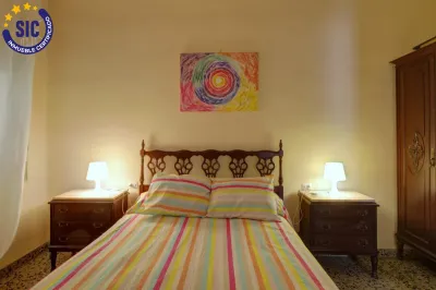 PISO EN NULES CERCA DE LA ESTACIÓN DE TREN 5