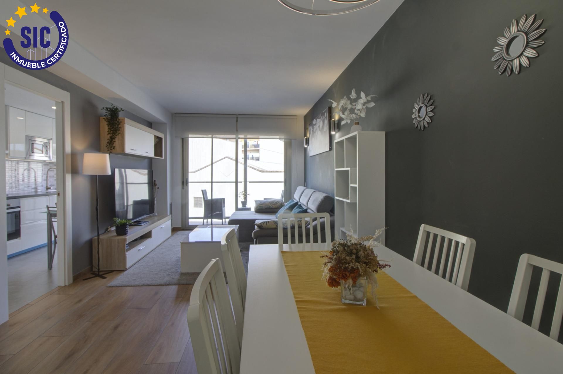 FANTÁSTICO PISO EN URBANIZACIÓN DE ALMENARA PUEBLO