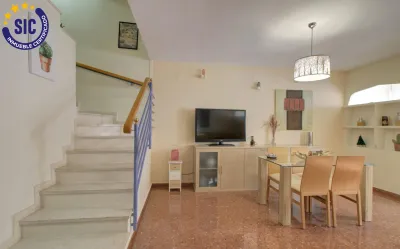 ACOGEDOR ADOSADO EN ALMENARA 12