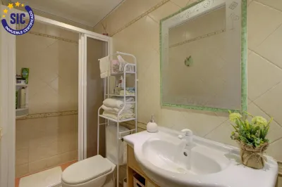 ACOGEDOR ADOSADO EN ALMENARA 15