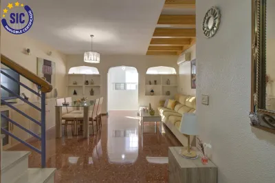 ACOGEDOR ADOSADO EN ALMENARA 1