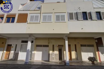 ACOGEDOR ADOSADO EN ALMENARA 2