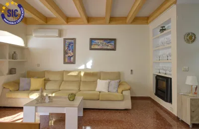 ACOGEDOR ADOSADO EN ALMENARA 4