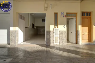 ACOGEDOR ADOSADO EN ALMENARA 61