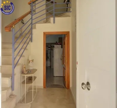 ACOGEDOR ADOSADO EN ALMENARA 62