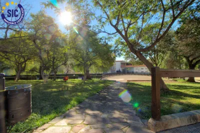 ACOGEDOR ADOSADO EN ALMENARA 83