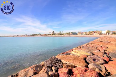 ACOGEDOR ADOSADO EN ALMENARA 85