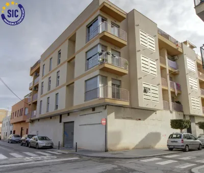 COQUETO PISO EN ALMAZORA CON PARKING Y TRASTERO 43