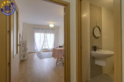 COQUETO PISO EN ALMAZORA CON PARKING Y TRASTERO 4