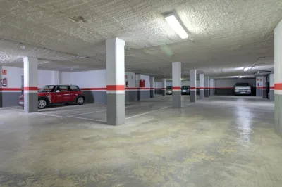 ESTUPENDA OPORTUNIDAD: PLAZA DE PARKING Y TRASTERO EN ALMAZORA 2