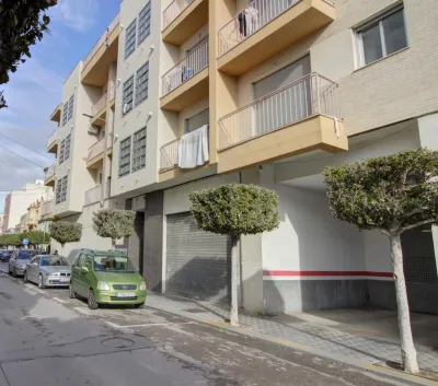 ESTUPENDA OPORTUNIDAD: PLAZA DE PARKING Y TRASTERO EN ALMAZORA 5