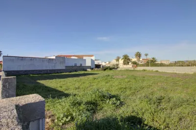 AMPLIO SOLAR URBANO EN PLAYA DE ALMENARA CASCO ANTIGUO 11