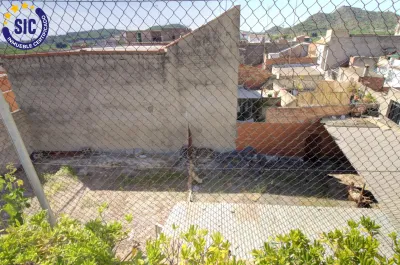 ESTUPENDO SOLAR EN LA LLOSA 9