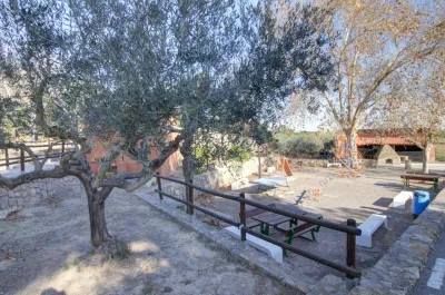 ESTUPENDO SOLAR EN LA LLOSA 20