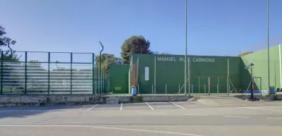 ESTUPENDO SOLAR EN LA LLOSA 23