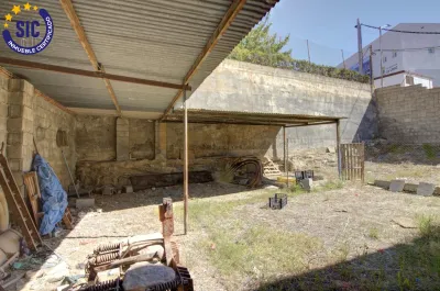 ESTUPENDO SOLAR EN LA LLOSA 3