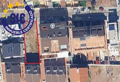 TERRENO EN INMEJORABLE ZONA DE ALMENARA 5