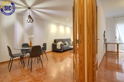 AMPLIO PISO CON GARAJE Y TRASTERO 20