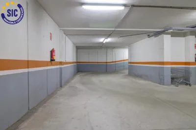 AMPLIO PISO CON GARAJE Y TRASTERO 45