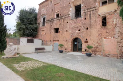 AMPLIO PISO CON GARAJE Y TRASTERO 59