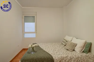 AMPLIO PISO CON GARAJE Y TRASTERO 5