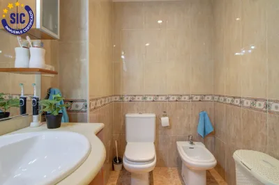 AMPLIO PISO CON GARAJE Y TRASTERO 14