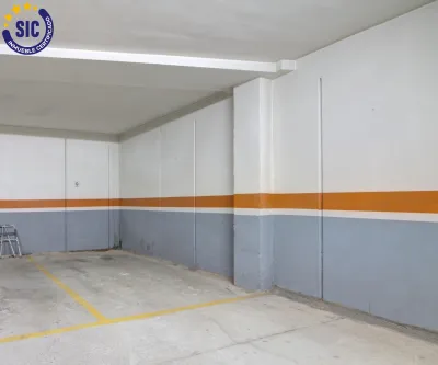 AMPLIO PISO CON GARAJE Y TRASTERO 43