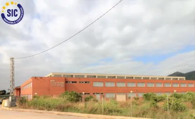 AMPLIO PISO CON GARAJE Y TRASTERO 52