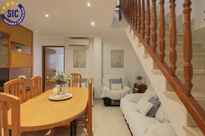 CASA CON ENCANTO EN NULES 16