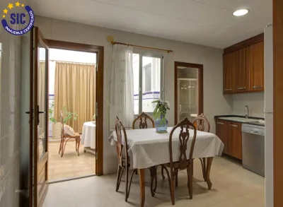 CASA CON ENCANTO EN NULES 17