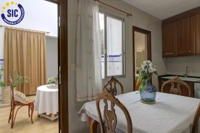 CASA CON ENCANTO EN NULES 19