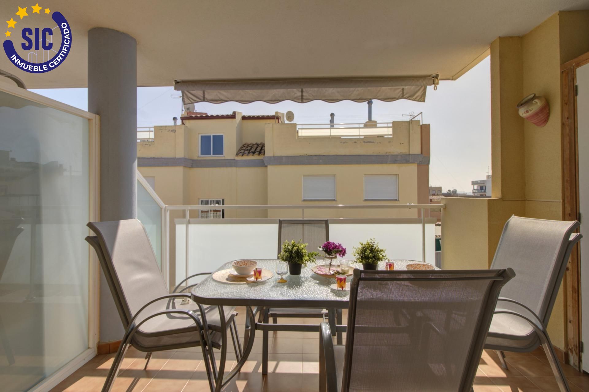 LUMINOSO APARTAMENTO EN XILXES PLAYA